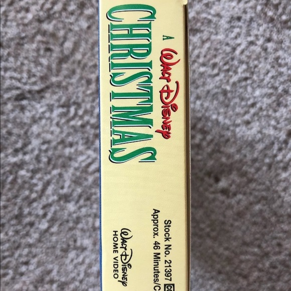 WALT DISNEY CHRISTMAS RARE OOP VHS MICKEY MOUSE - Picture 7 of 8